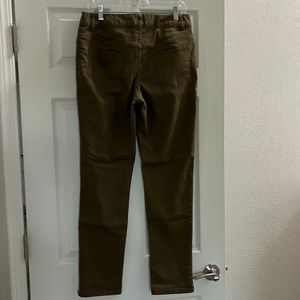 Olive light stretchy twill, women with control brand
